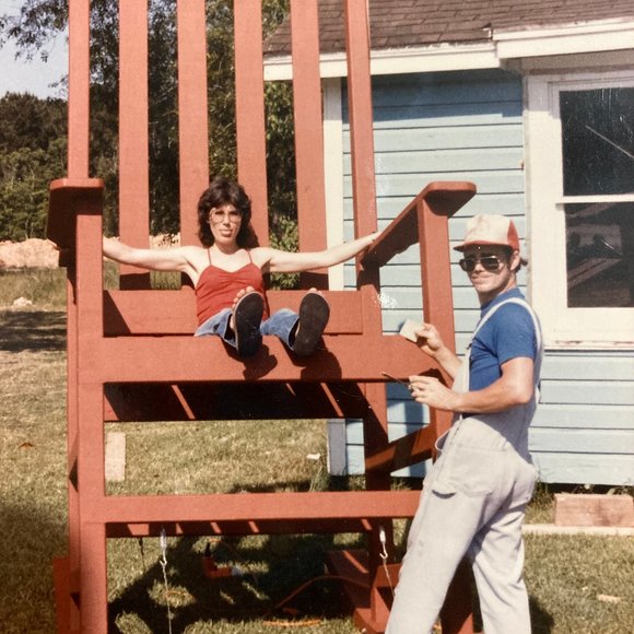 Meet your Posher, Anna - Picture 2 of 4